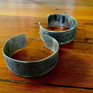 Sterling silver Asian design cuff bracelet (1)